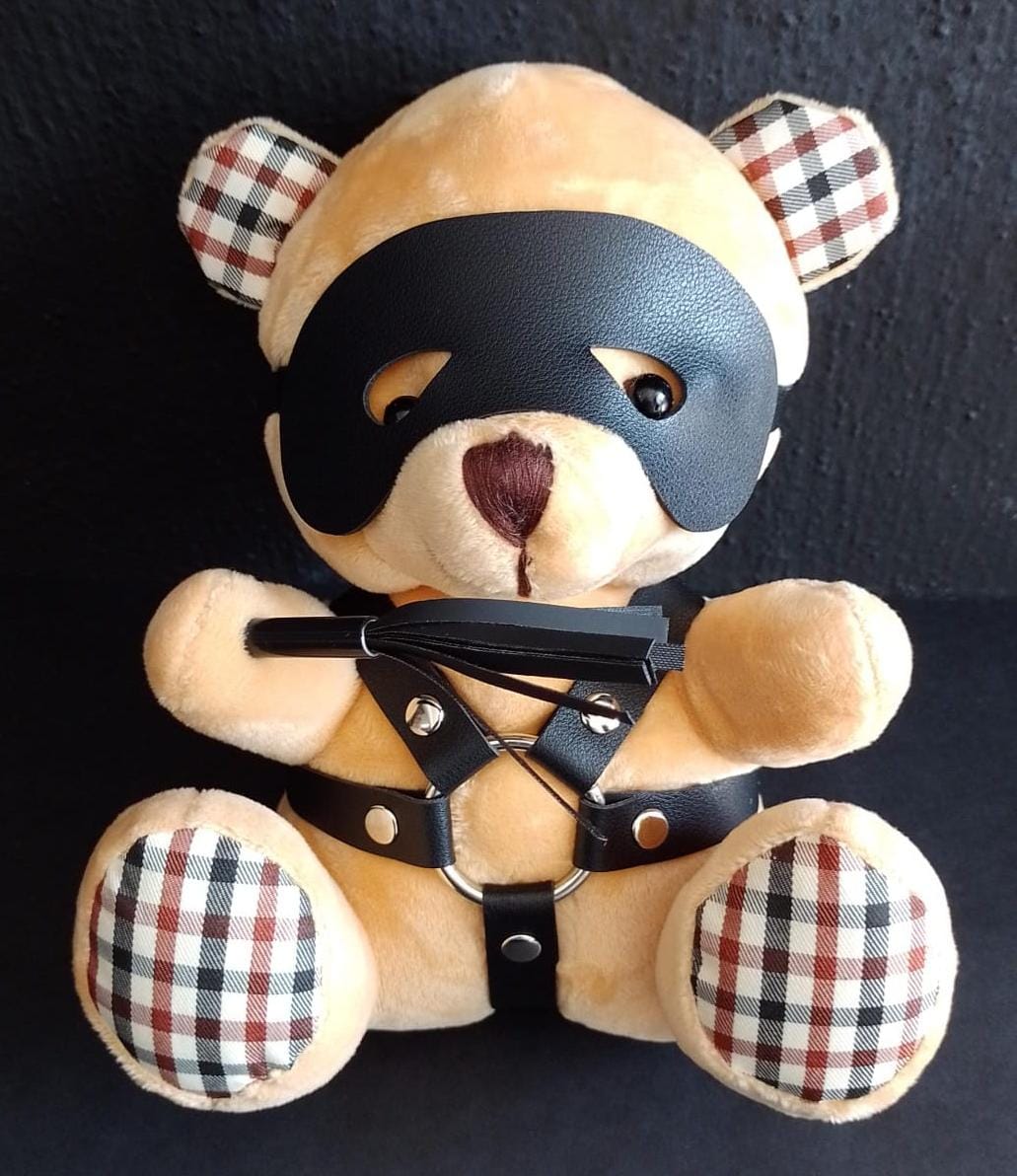 Oso de peluche  con latigo